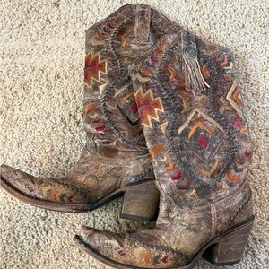 Corral Embroidered Western Heeled Boots